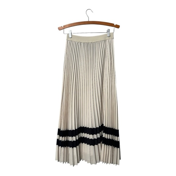 Wrong Side Of Right Pleated Maxi Skirt Broomstick Accordion Cream Black XS - Picture 2 of 5
